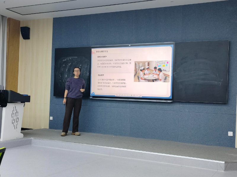 孙妍.jpg 孙妍.jpg