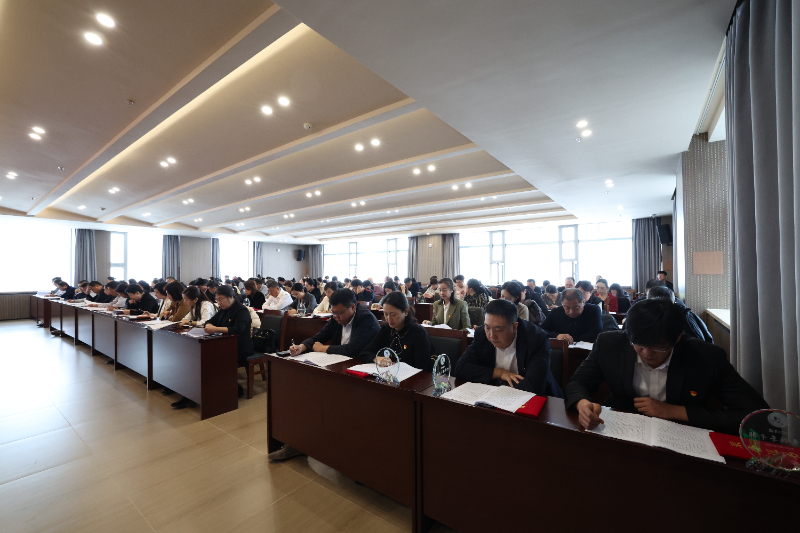 195A4250.JPG 195A4250.JPG